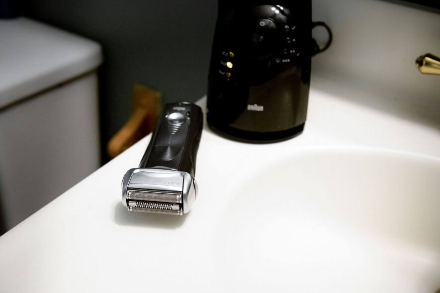 Braun Series 7 with stand