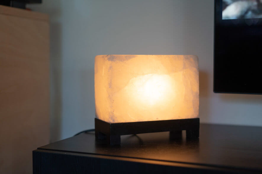 d'aplomb Himalayan salt lamp