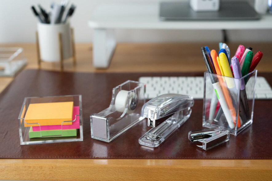 Gersoniel desk accessories