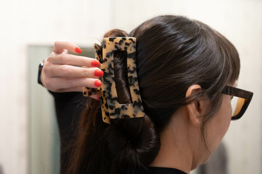 Kov Essentials large banana hair clip