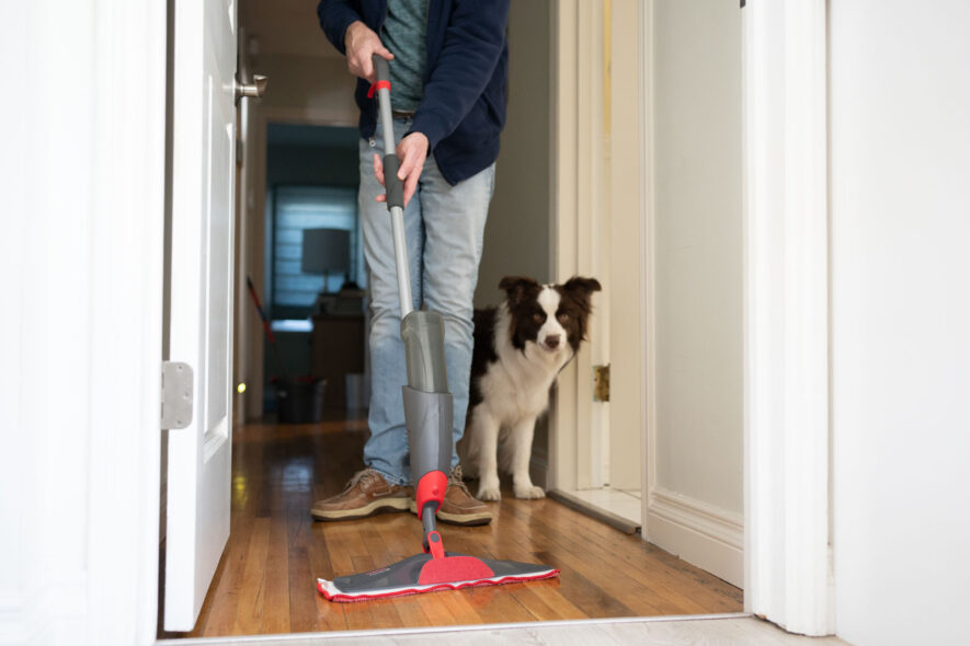 Rubbermaid - Reveal Spray Floor Mop