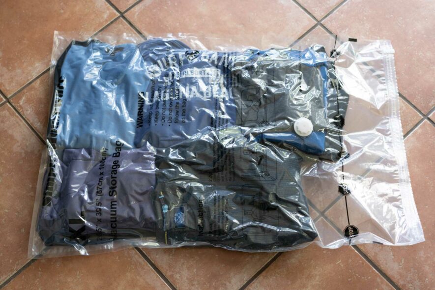 Simple Houseware vacuum storage bag