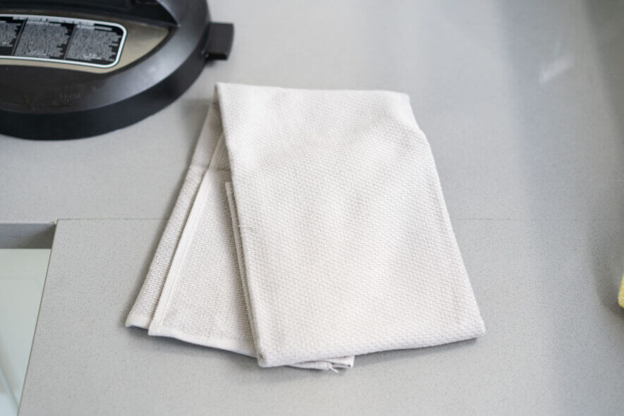 Williams Sonoma all purpose kitchen towel